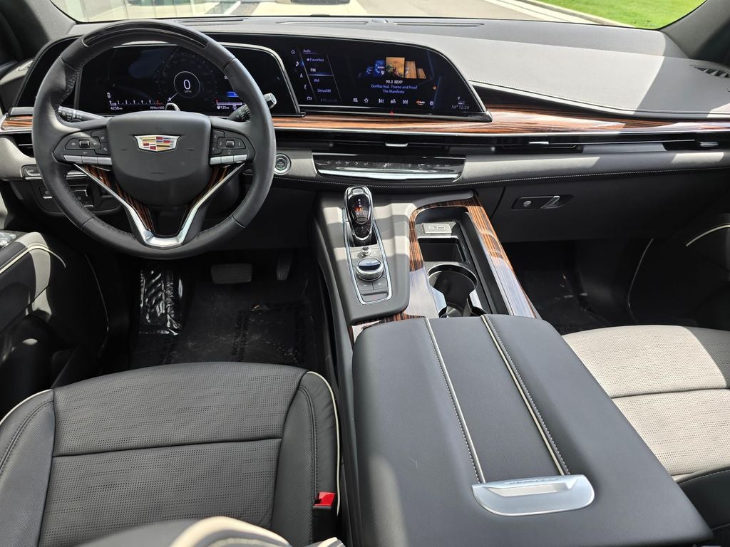 2024 Cadillac Escalade Premium Luxury