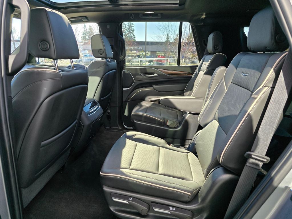 2023 Cadillac Escalade Premium Luxury