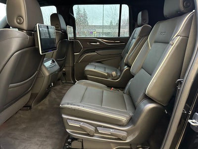 2023 Cadillac Escalade ESV Premium