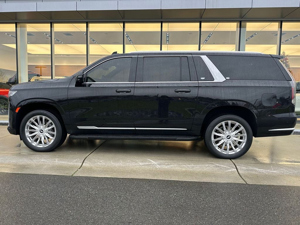 2023 Cadillac Escalade ESV Premium