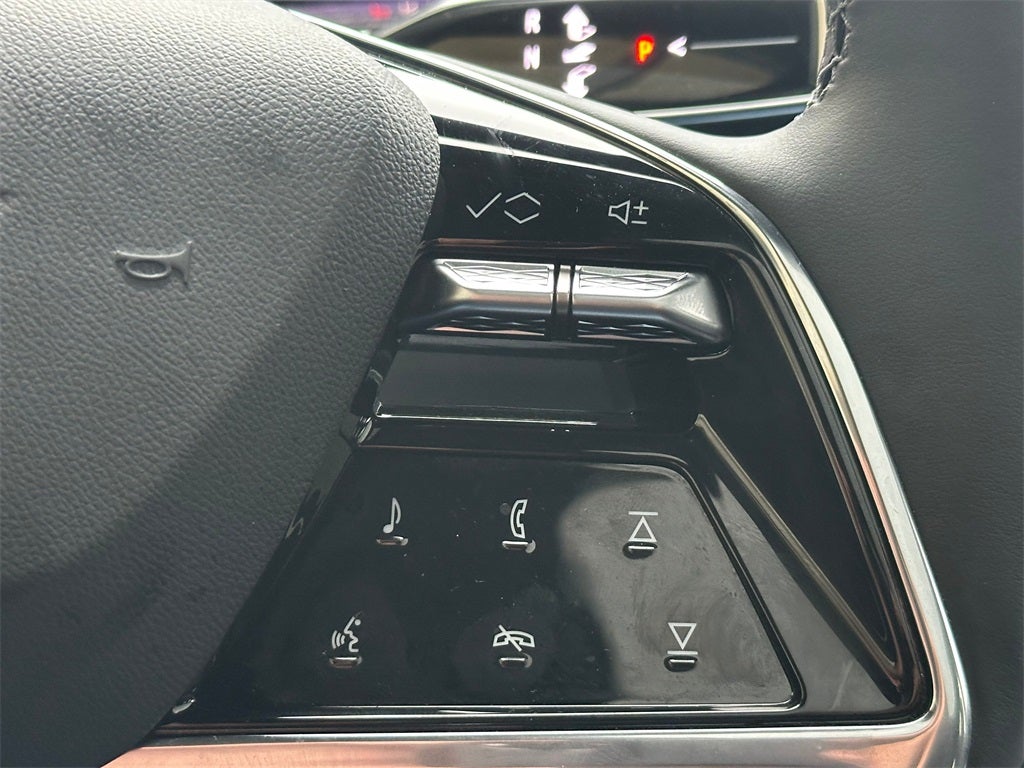 2025 Cadillac ESCALADE IQ Luxury 1