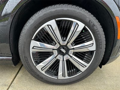 2025 Cadillac ESCALADE IQ Luxury 1