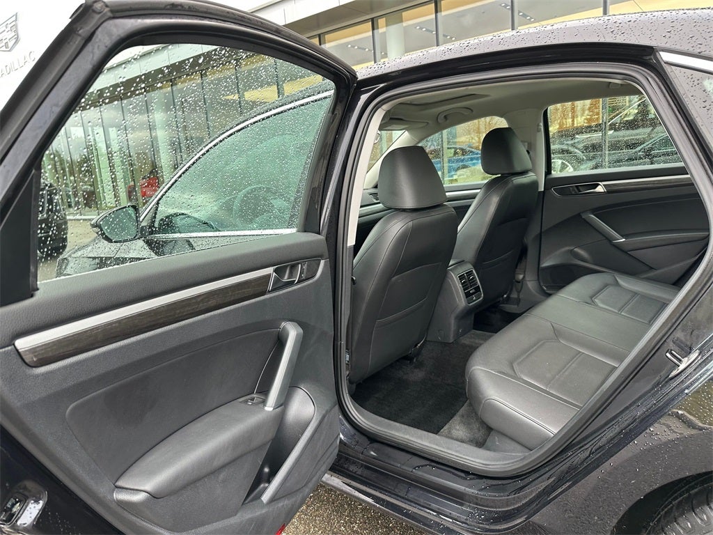 2017 Volkswagen Passat 1.8T SE