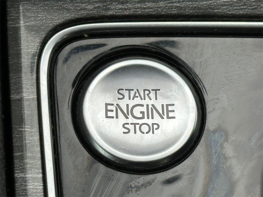 2017 Volkswagen Passat 1.8T SE