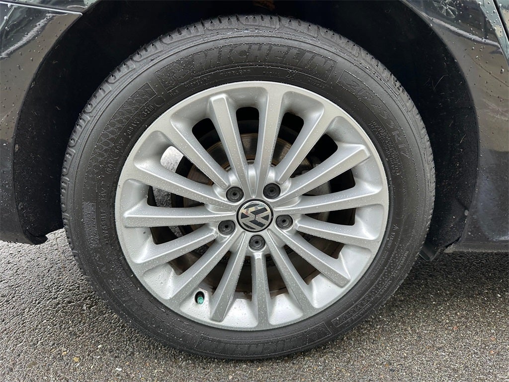 2017 Volkswagen Passat 1.8T SE