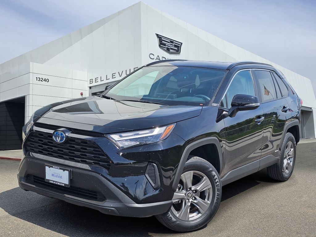 2024 Toyota RAV4 Hybrid XLE