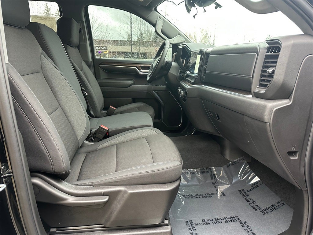 2024 Chevrolet Silverado 1500 LT LT1