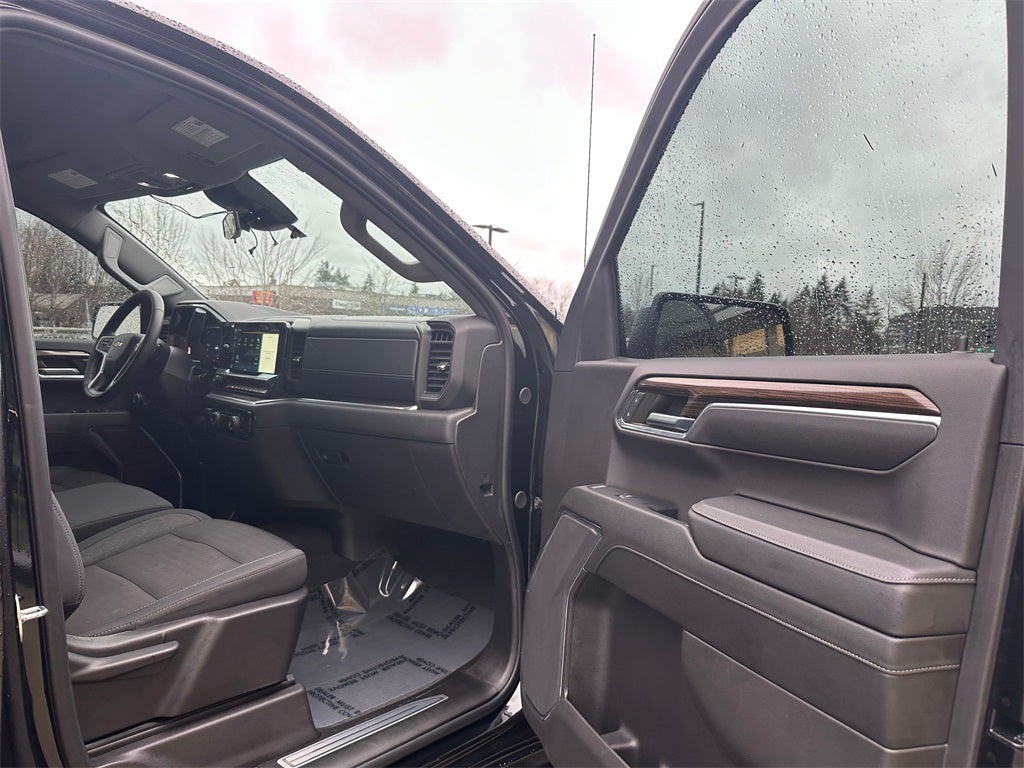 2024 Chevrolet Silverado 1500 LT LT1