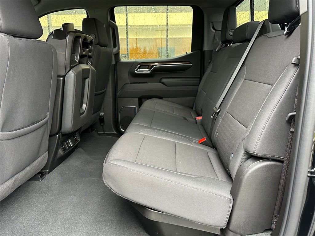 2024 Chevrolet Silverado 1500 LT LT1