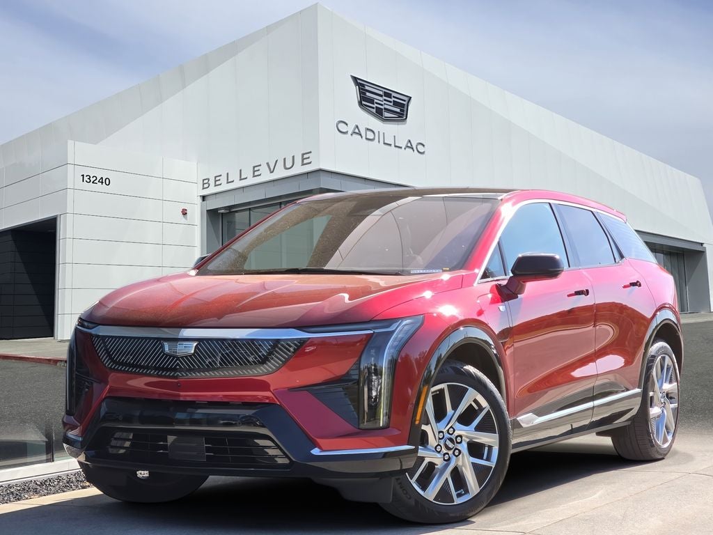 2025 Cadillac Optiq Luxury 1 AWD's photo