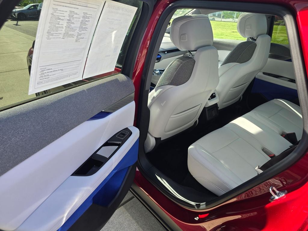 2025 Cadillac OPTIQ Luxury