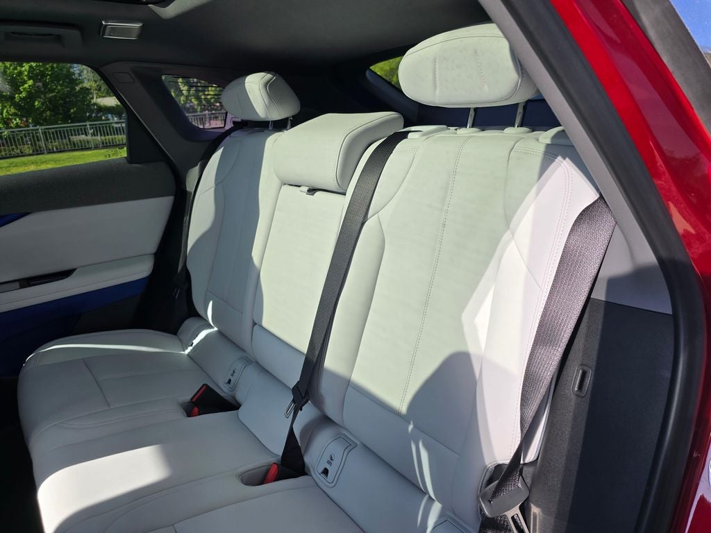 2025 Cadillac OPTIQ Luxury