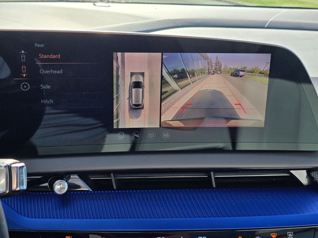 2025 Cadillac OPTIQ Luxury