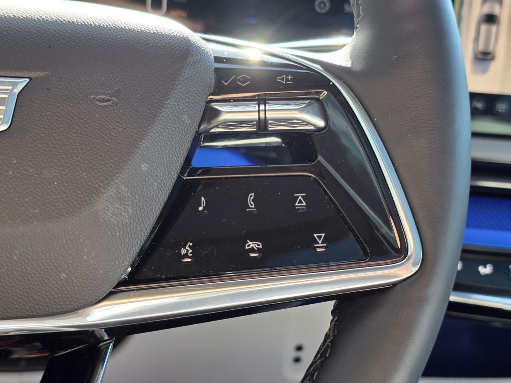 2025 Cadillac OPTIQ Luxury