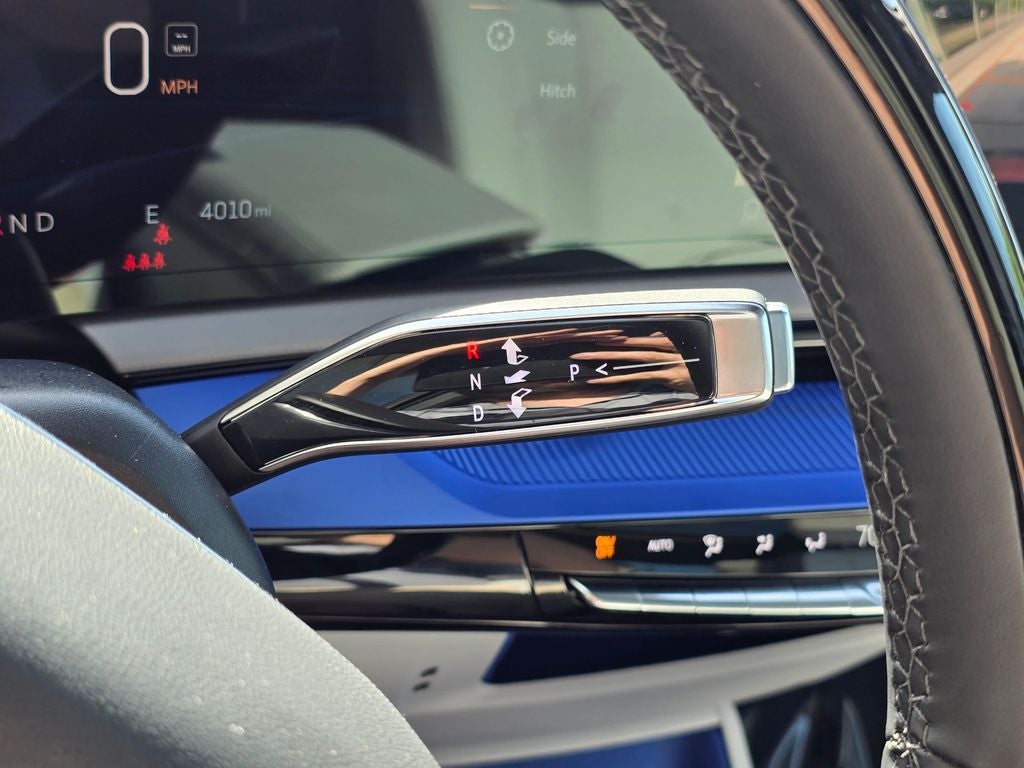 2025 Cadillac OPTIQ Luxury