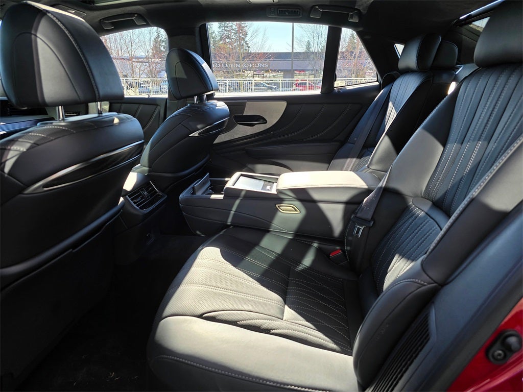 2022 Lexus LS 500h Base