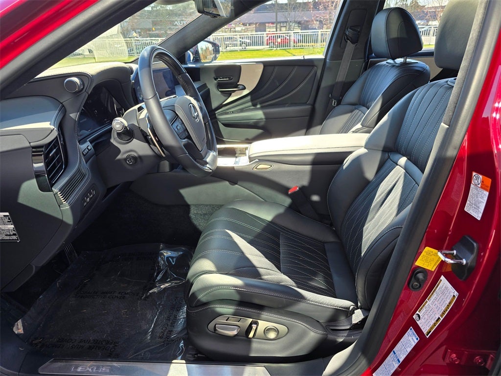 2022 Lexus LS 500h Base