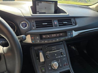 2014 Lexus CT 200h