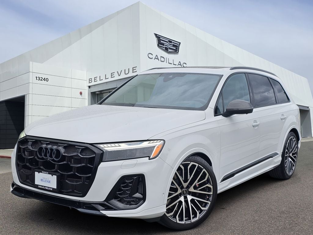 2025 Audi SQ7 Prestige quattro Tiptronic's photo